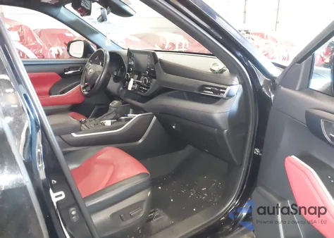 2021 Toyota Highlander Xse z USA, uszkodzony, nr VIN 5TDLZRBH5MS127775